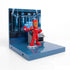 Figura de Ironman en diorama con escena en su laboratorio y base , los escenarios son unibles y se conectan entre sí con los otros personajes de la coleccción MARVEL y puedes intercambiar personajes entre si.
